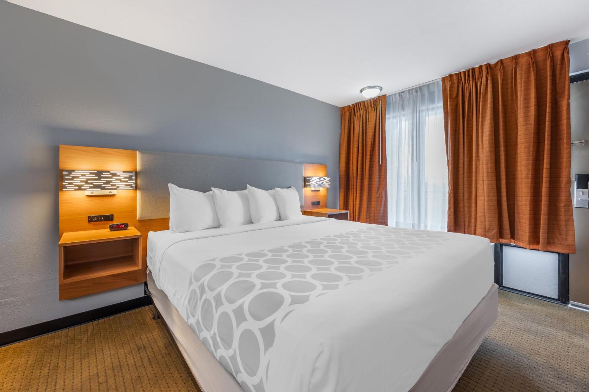 Suburban Studios Branson On The Strip Εξωτερικό φωτογραφία